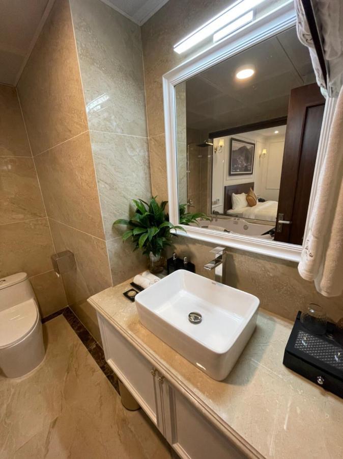 Camellia Luxury Hotel Tam Ðảo Esterno foto